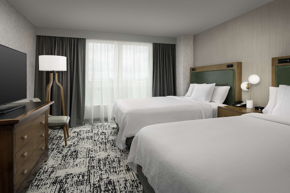 Embassy Suites by Hilton Dulles North Loudoun - photo 11