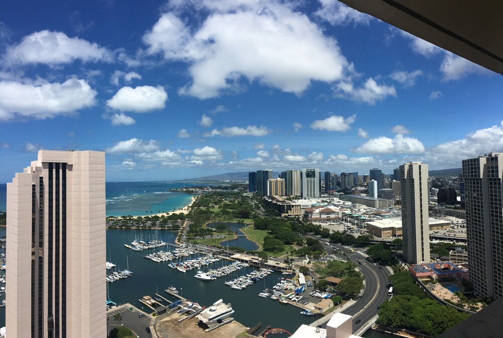 Marina Tower Waikiki - photo 21