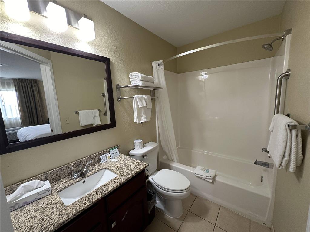 MainStay Suites Coralville Iowa City - photo 36