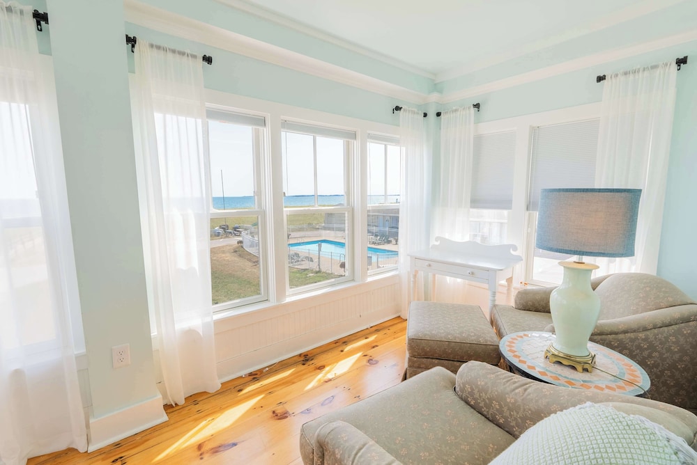 Ocean House Hotel & Motel - photo 100