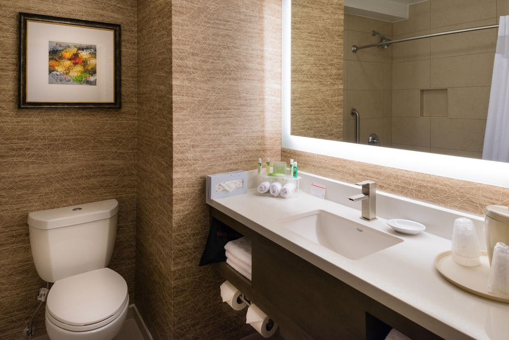 Holiday Inn Express & Suites Pasadena Los Angeles by IHG - photo 32