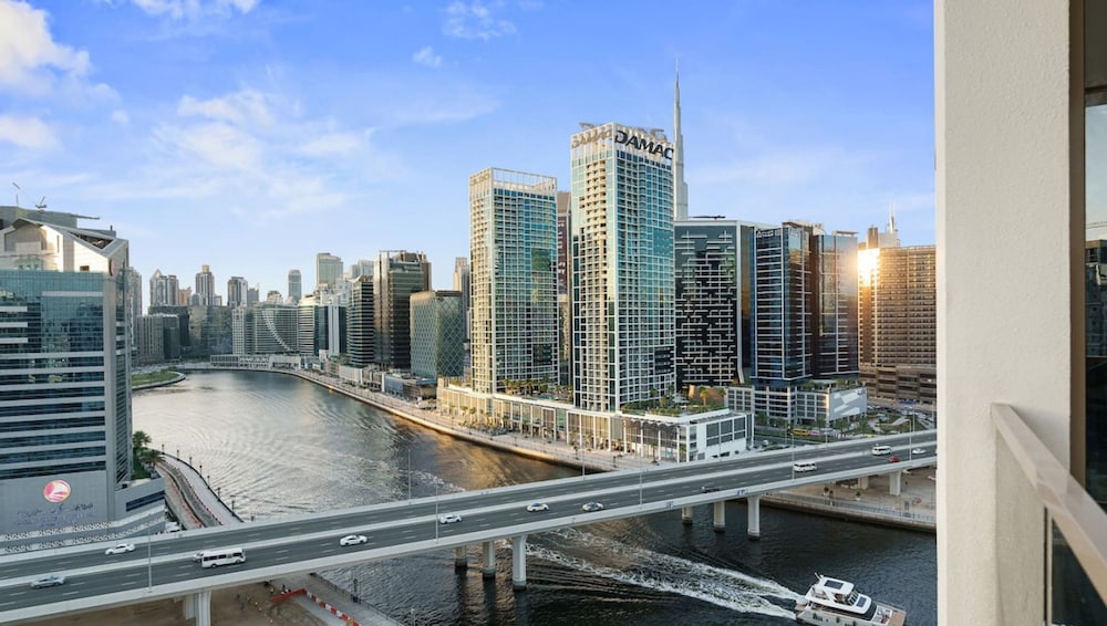 Stylish 2BR With Canal Burj View Near Dubai Mall — 4-Star Luxury Hotel in Dubai, United Arab Emirates
