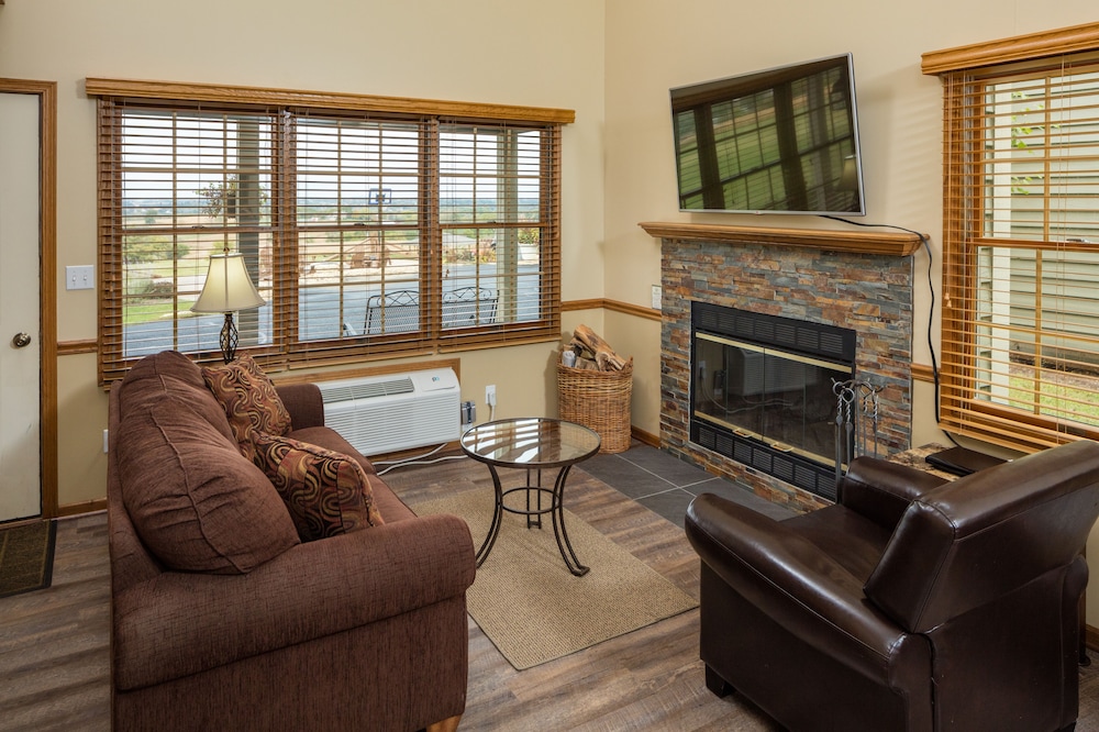 Lefevre Inn and Resort - photo 20