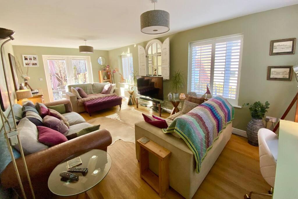 Number 2 Spacious Rooms Near Ironbridge in Telford, United Kingdom