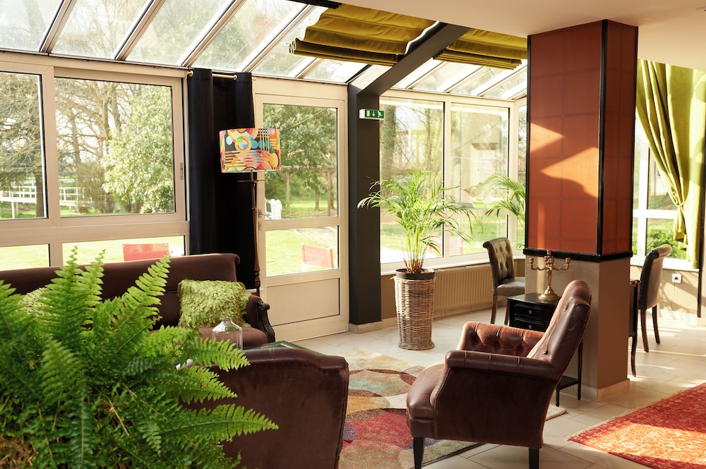 Auberge du port in Bazeilles, France