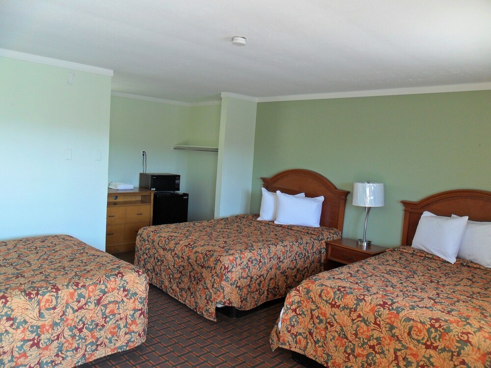 A Ok Motel - photo 2