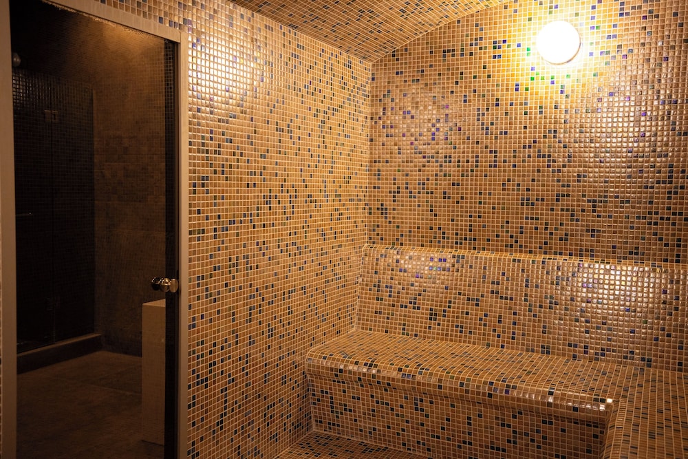Steam room