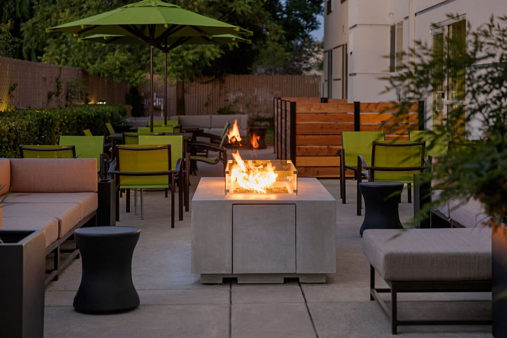 SpringHill Suites by Marriott Turlock - photo 28