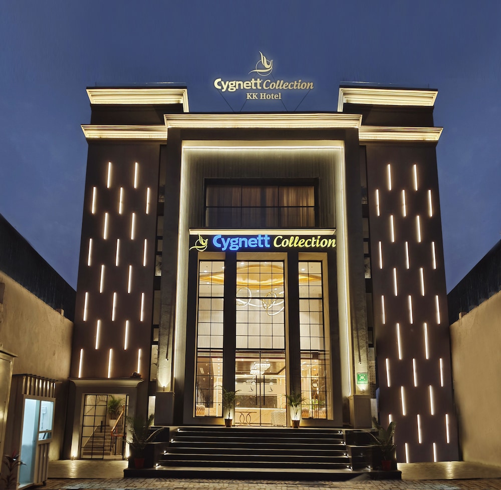 Cygnett Collection KK Hotel in Fyzabad, India