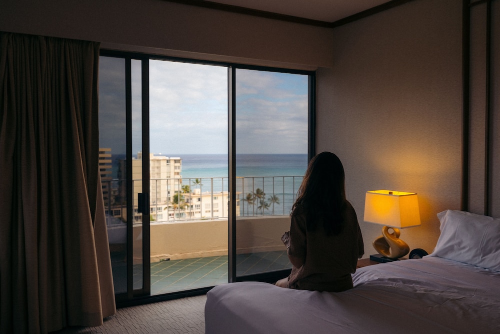Lotus Honolulu at Diamond Head - photo 39