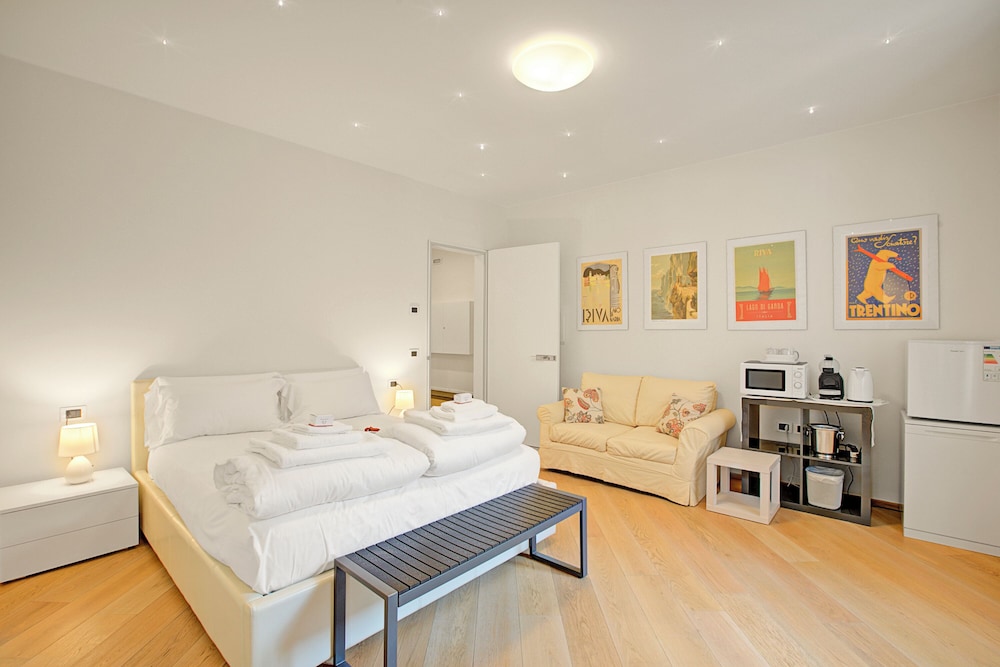 Les Suites Di Sara Rooms in Riva Del Garda, Italy