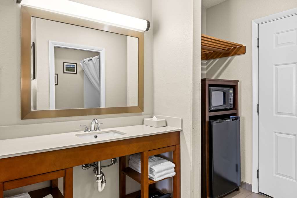 Comfort Inn Worland Hwy 16 to Yellowstone - photo 8