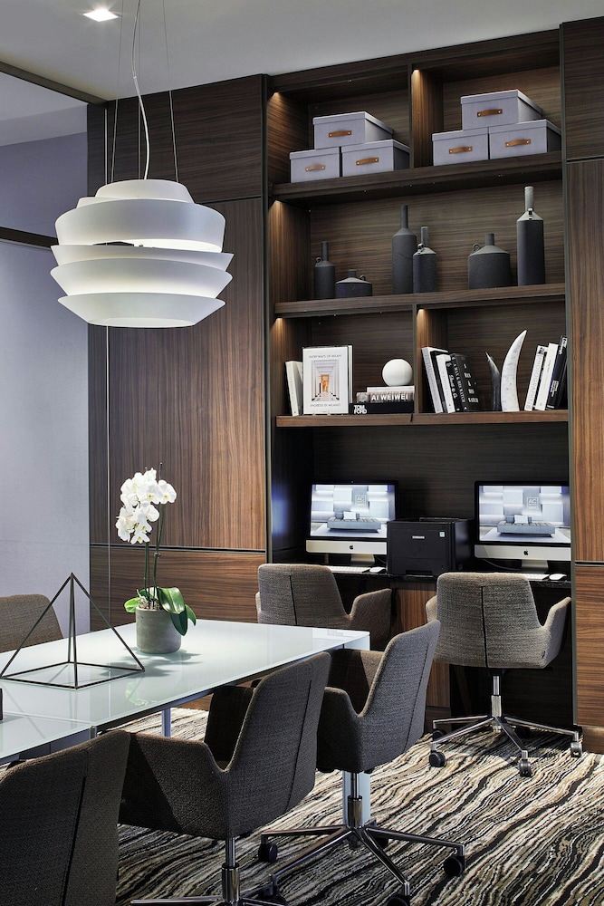 AC Hotel by Marriott Cleveland Beachwood - photo 21