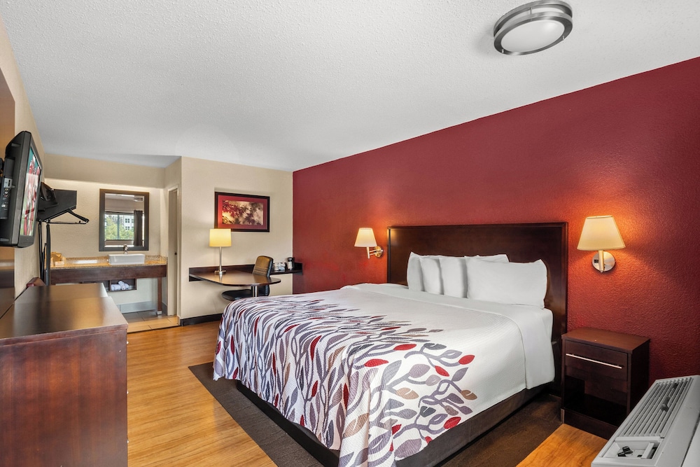 Red Roof Inn Lansing East MSU - photo 15