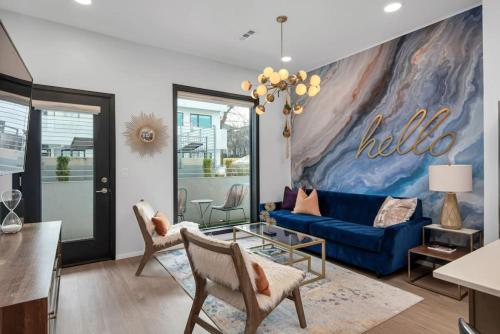 Unique Nashville Condo With Pool Patio Parking — 4-Star Luxury Hotel in Nashville, United States