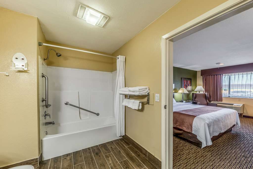Quality Inn Glenpool Tulsa - photo 28