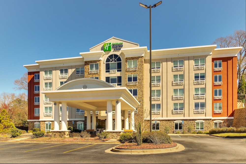 Holiday Inn Express Hotel & Suites Columbus Fort Benning an IHG Hotel - featured photo