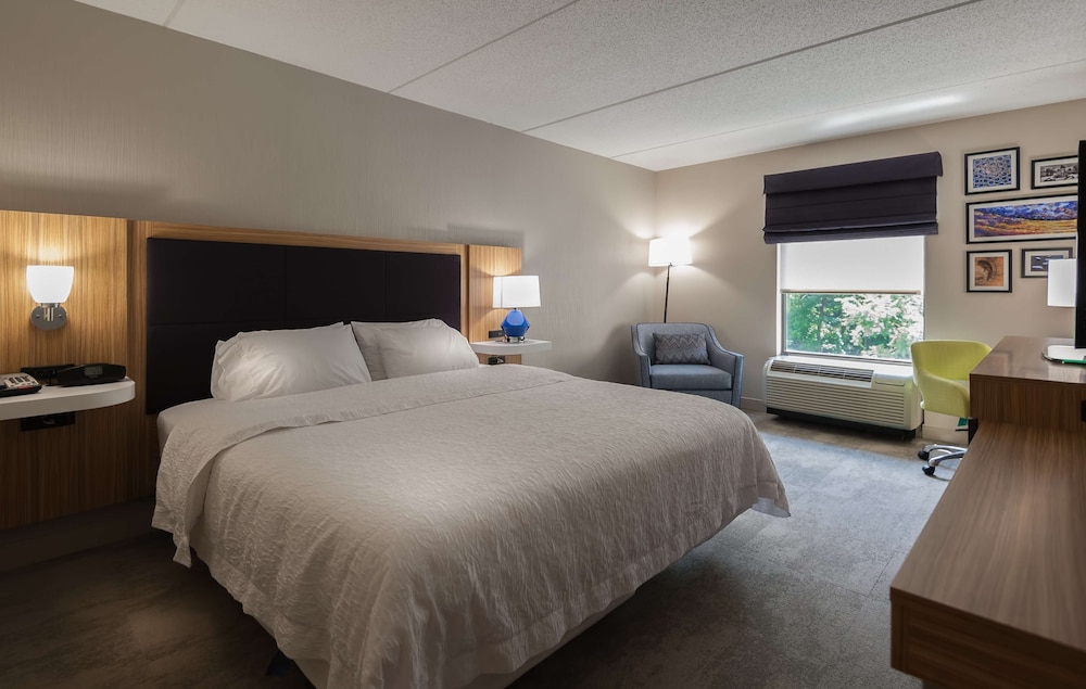 Hampton Inn Doylestown - photo 15