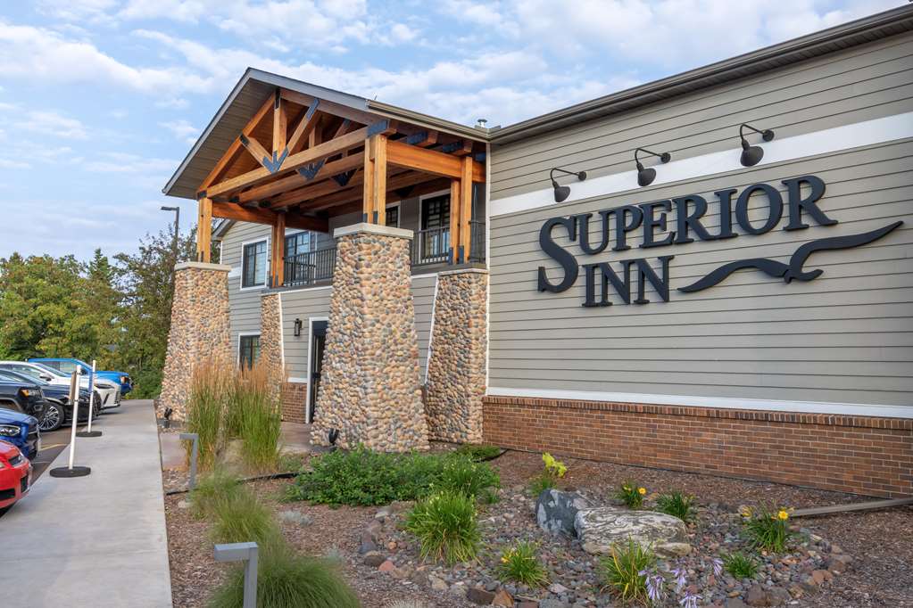 Best Western Plus Superior Inn - photo 81