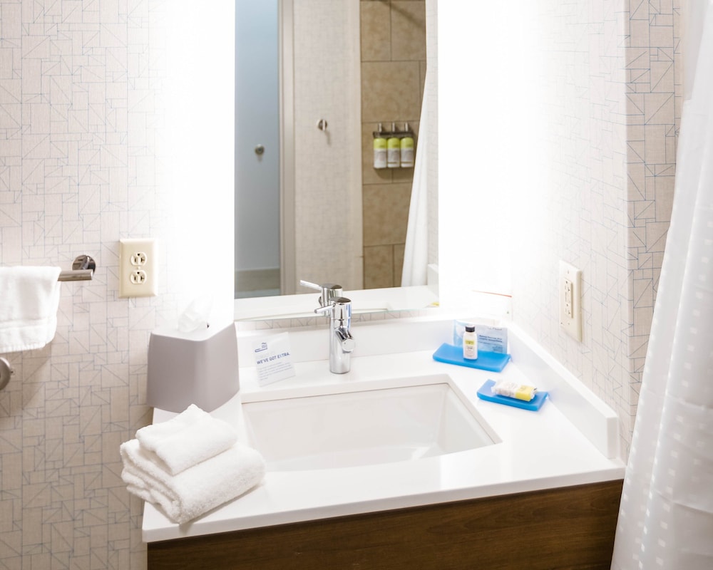 Holiday Inn Express & Suites Knoxville Farragut by IHG - photo 33