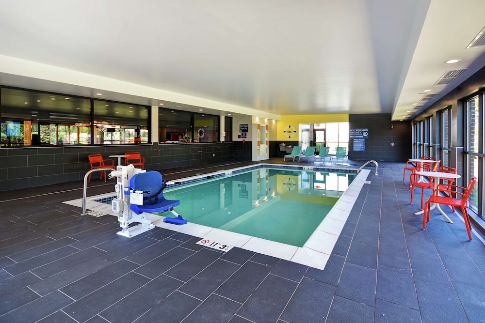 Tru by Hilton Sterling Heights Detroit - photo 23