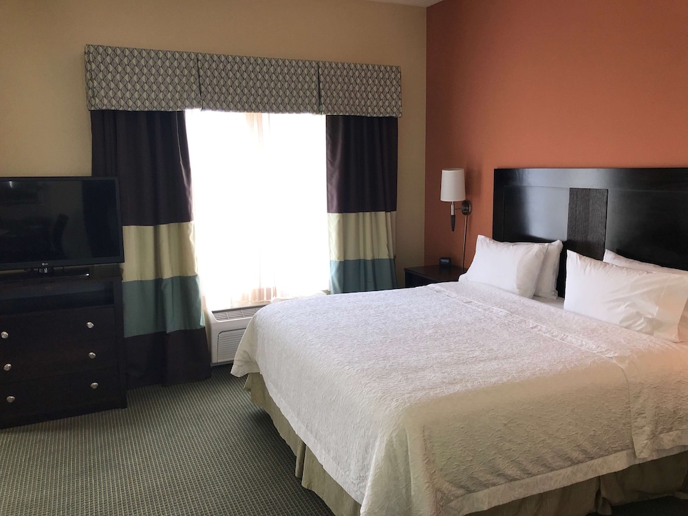 Hampton Inn & Suites Austin Lakeway - photo 19