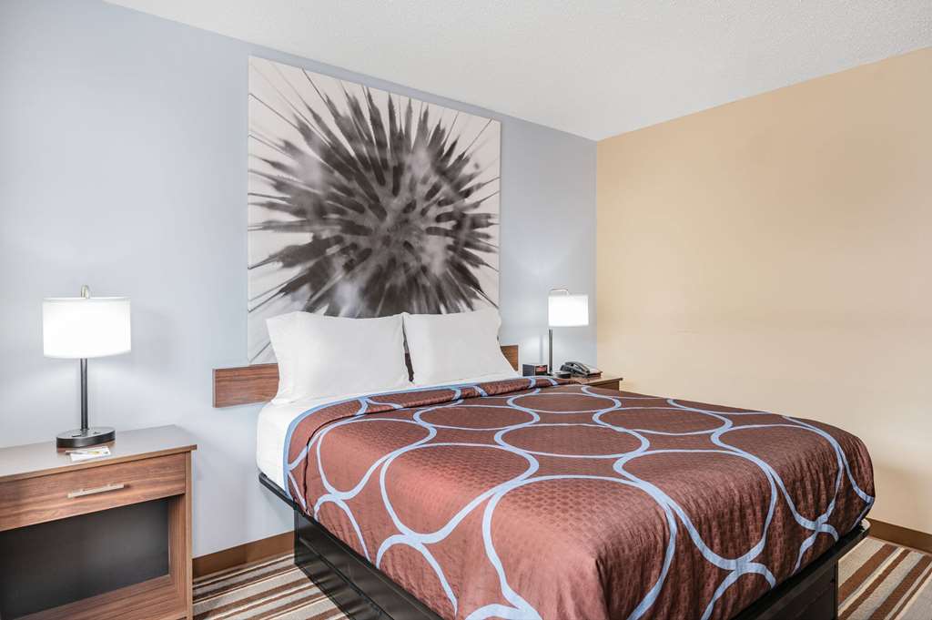 Super 8 by Wyndham Joliet - photo 19
