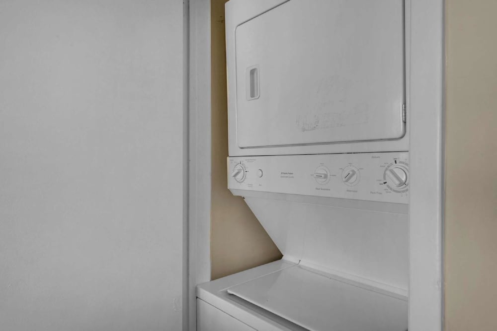 Edgewater Beach Resort Tower 3 2 Bedroom Apartment - photo 21