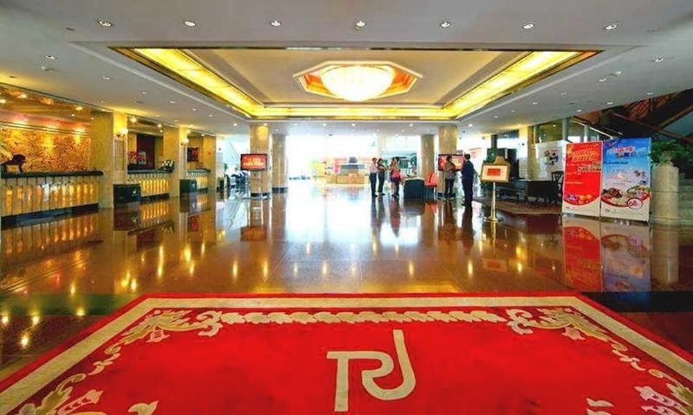 Taoranju Hotel in Linyi, People's Republic of China
