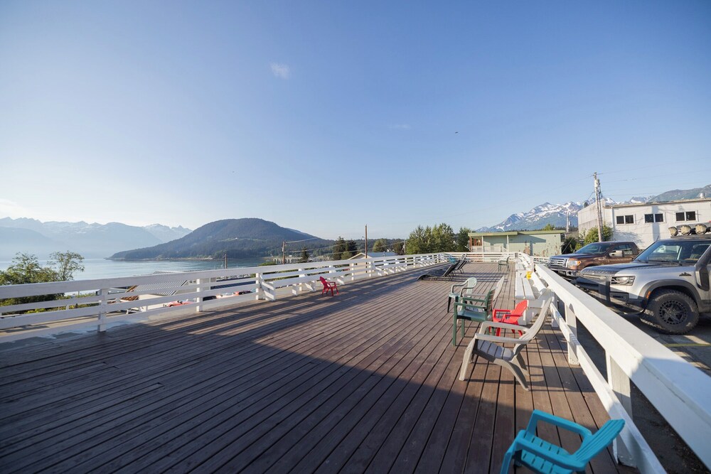 Captain's Choice Motel - photo 25
