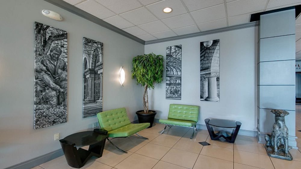 Holiday Inn Manhattan at the Campus by IHG - photo 24