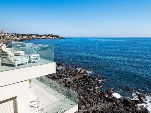 Terrazza Reale — 4-Star Luxury Hotel in Aci Castello, Italy