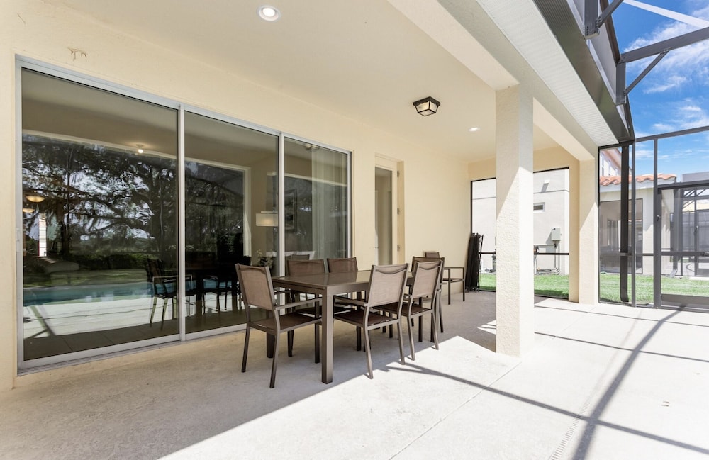 Beautiful 9 bedroom pool home located in the Solterra Resort home - photo 38