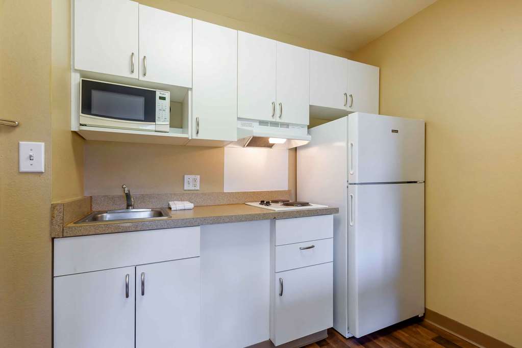 Extended Stay America Suites Piscataway Rutgers University - photo 17