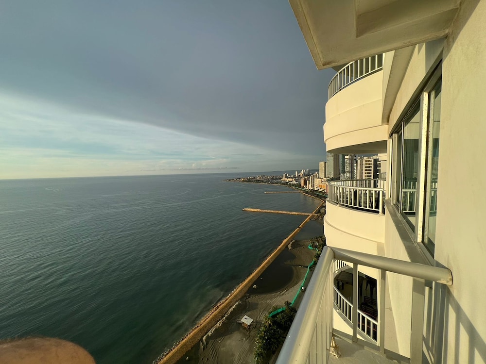 Beachfront Apartments in Cartagena — 4-Star Luxury Hotel in Cartagena, Colombia