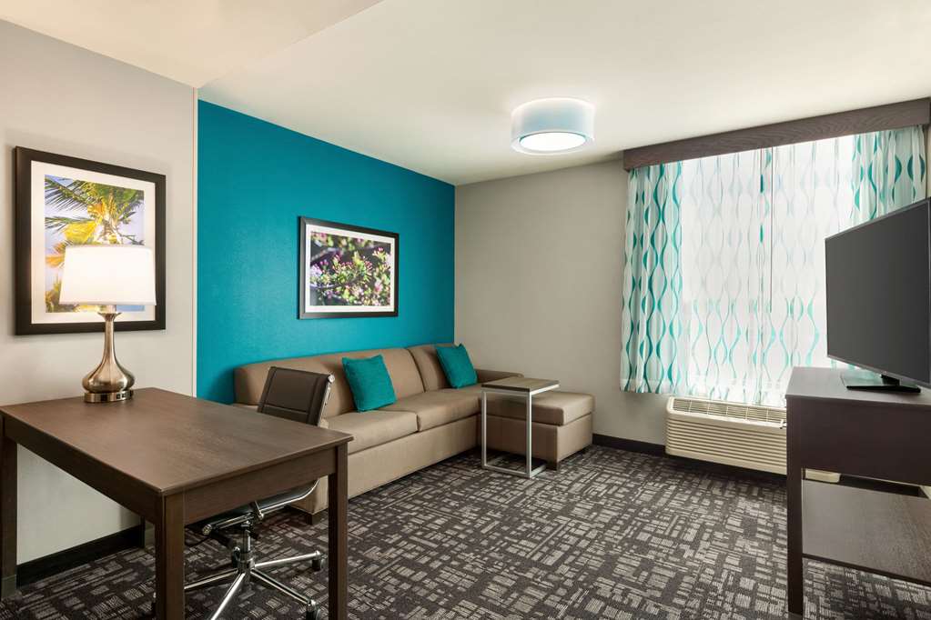 La Quinta by Wyndham Gainesville - photo 17