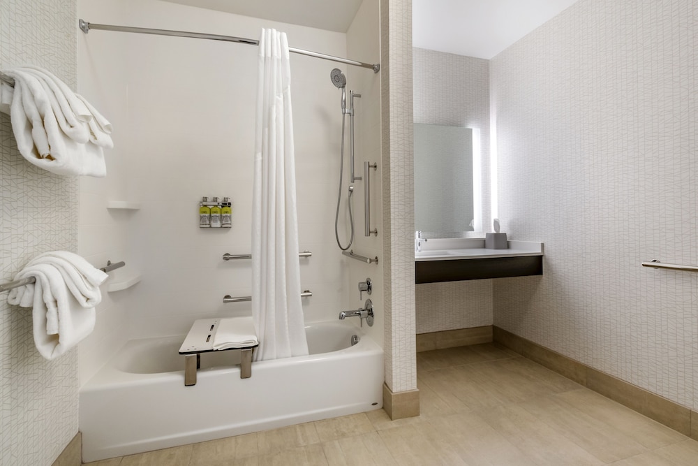 Holiday Inn Express & Suites Carlisle Southwest I 81 by IHG - photo 20