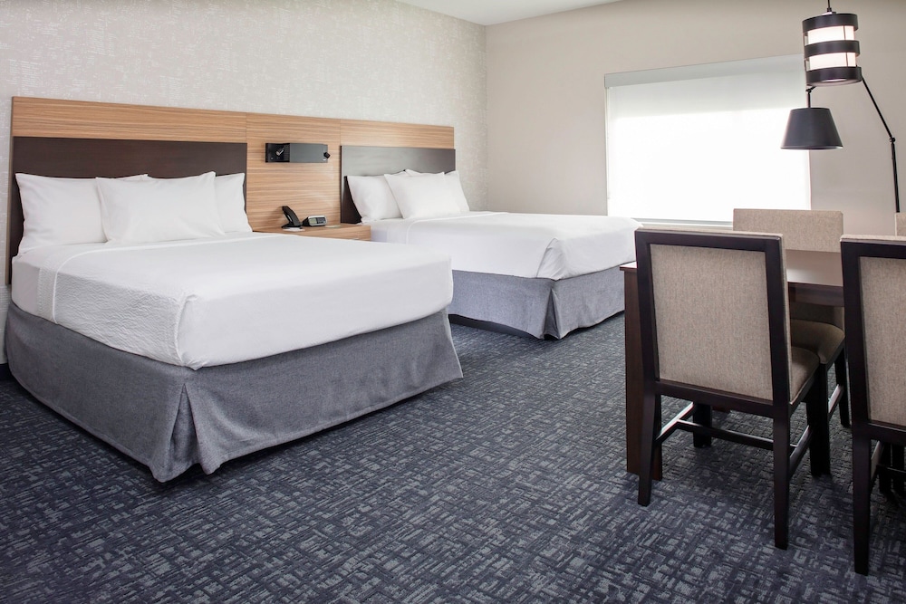 TownePlace Suites by Marriott Orlando Airport - photo 7