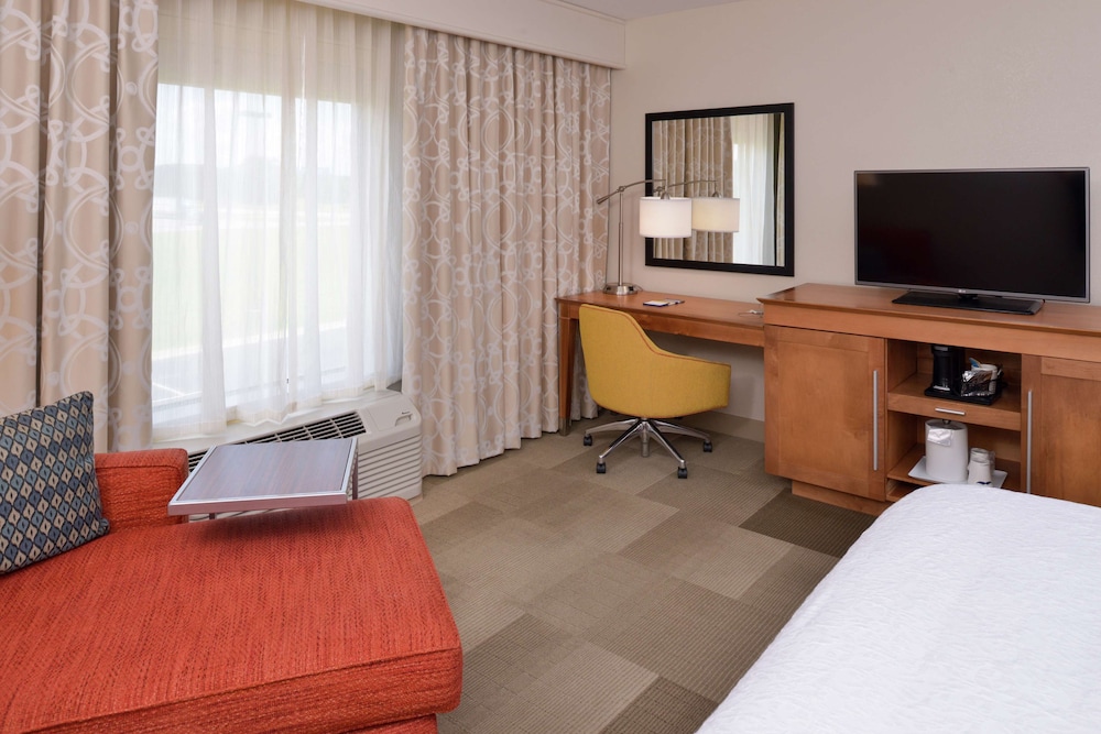 Hampton Inn & Suites by Hilton Lonoke - photo 18