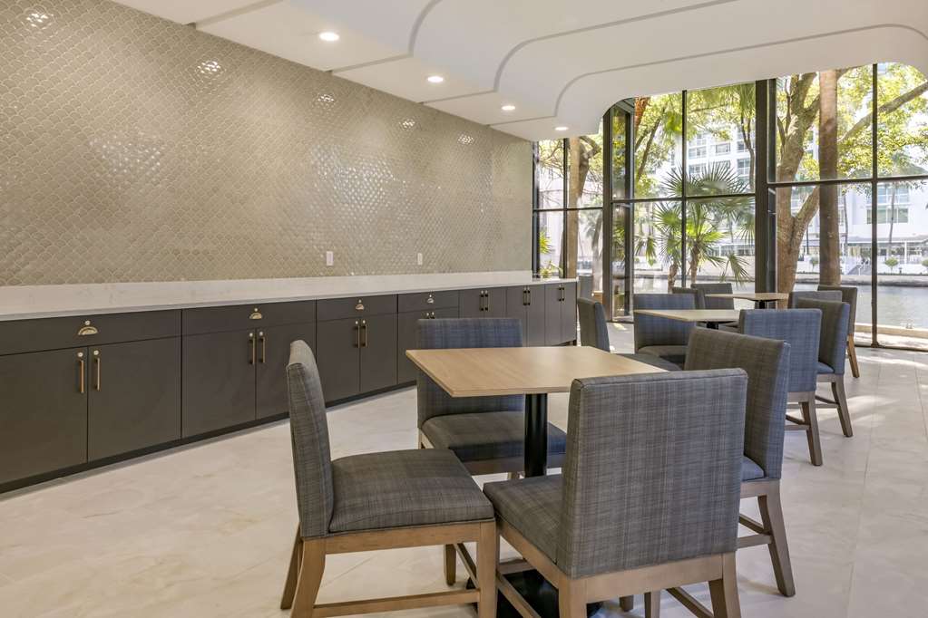 Comfort Inn & Suites Downtown Brickell Port of Miami - photo 33
