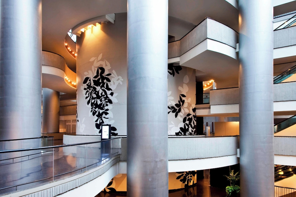 The Westin Peachtree Plaza Atlanta - photo 8