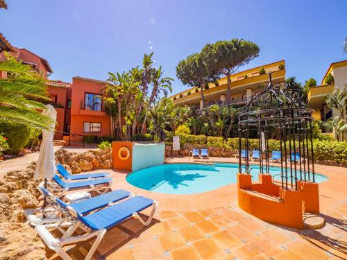 Luxury Apartment in Jardines de Don Carlos — 4-Star Luxury Hotel in Marbella, Spain