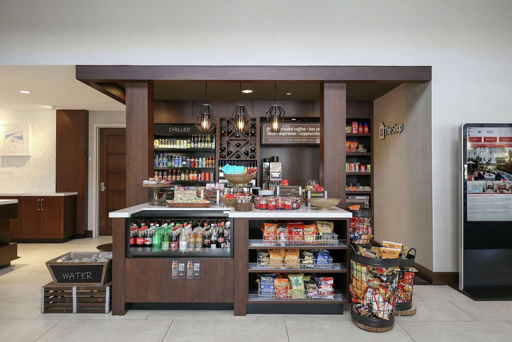 Hilton Garden Inn Melville - photo 27