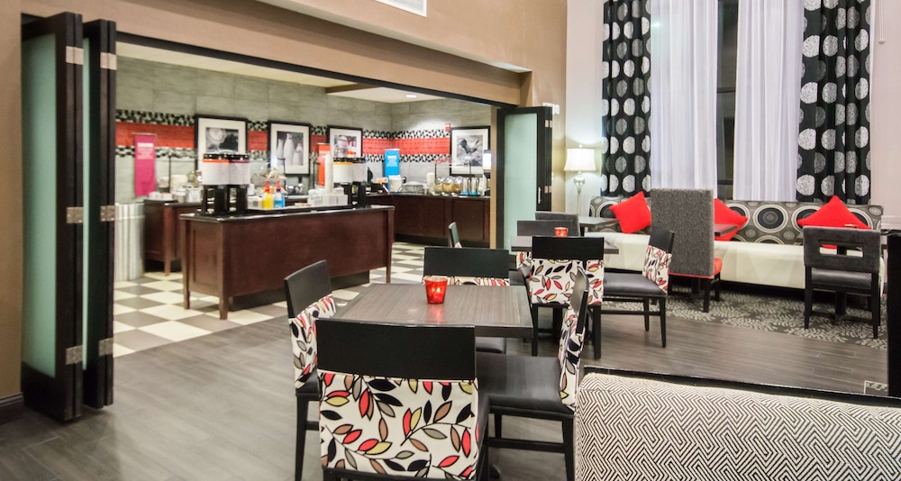 Hampton Inn & Suites Orlando John Young Pkwy S. Park - photo 20