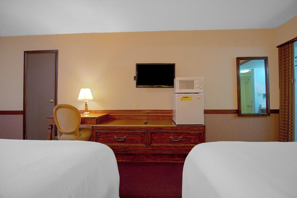 HomeTown Inn by OYO Liberal KS - photo 28
