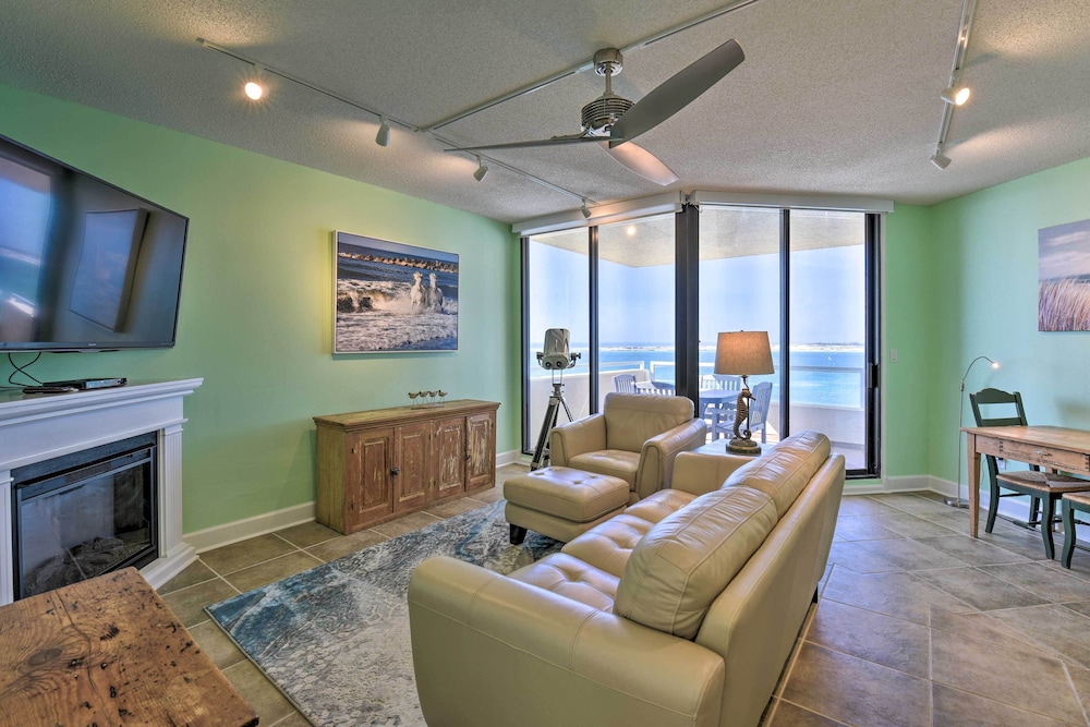 Gulf View Destin Condo with Resort Pool and Spa - photo 11
