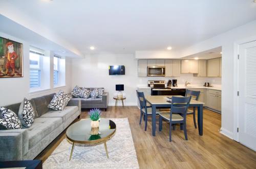 The Lenny: Modern Boutique Loft — 4-Star Luxury Hotel in Washington, United States