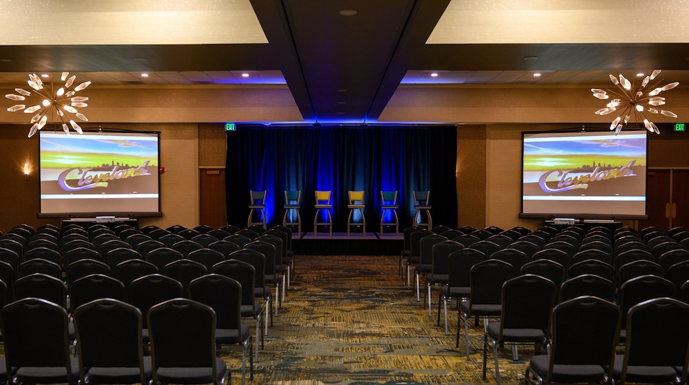 Holiday Inn Cleveland S Independence by IHG - photo 28