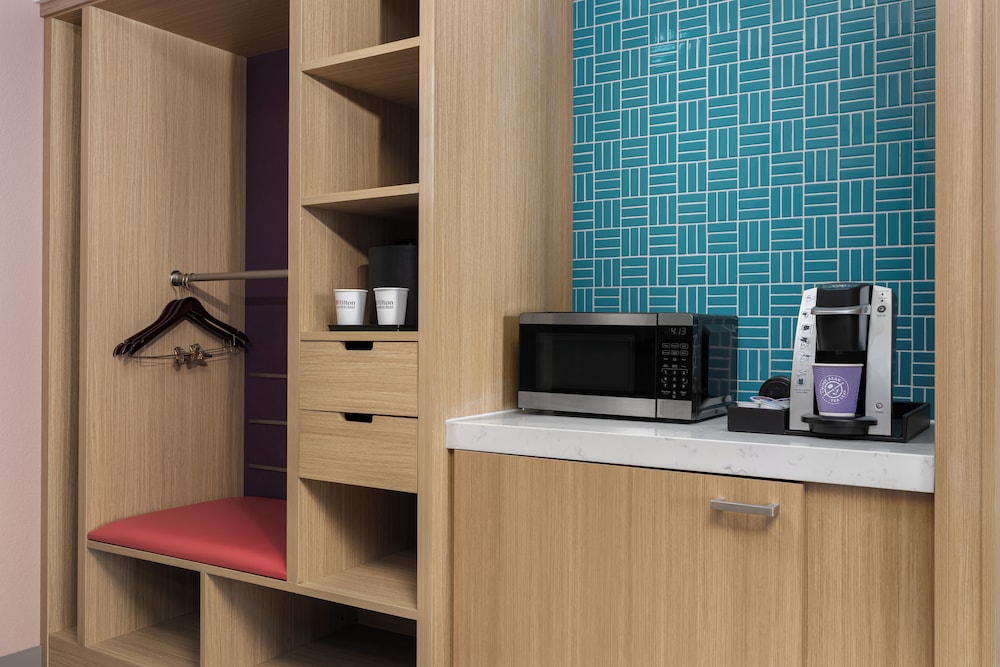 Hilton Garden Inn Dover - photo 10