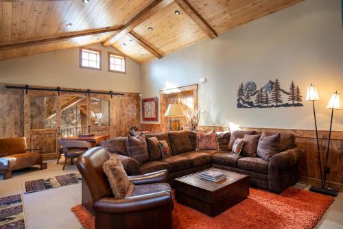Luxury 4BD Located at Old Greenwood - photo 24
